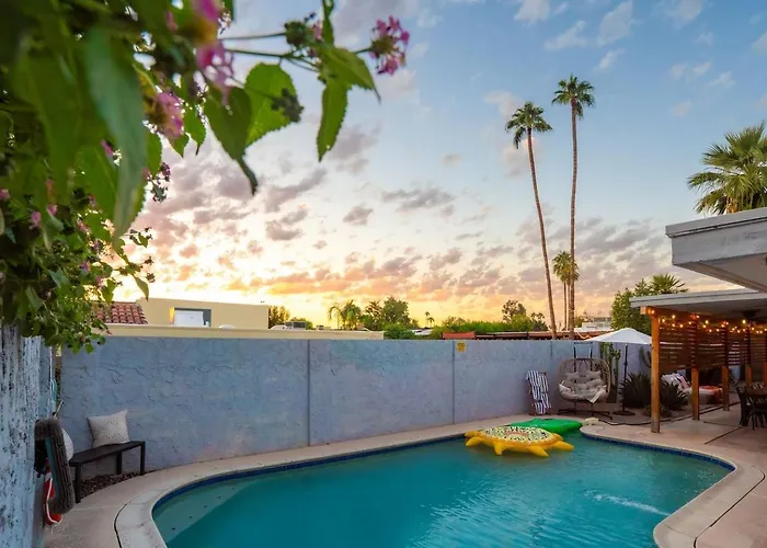 Holiday home Biltmore With Game & Fire Pit, Sleeps 16 *