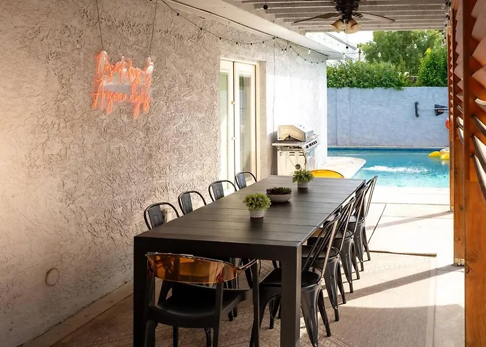 Holiday home Biltmore With Game & Fire Pit, Sleeps 16 *