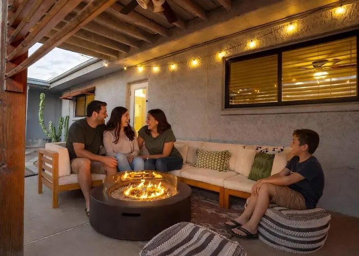 Biltmore With Game & Fire Pit, Sleeps 16 Phoenix
